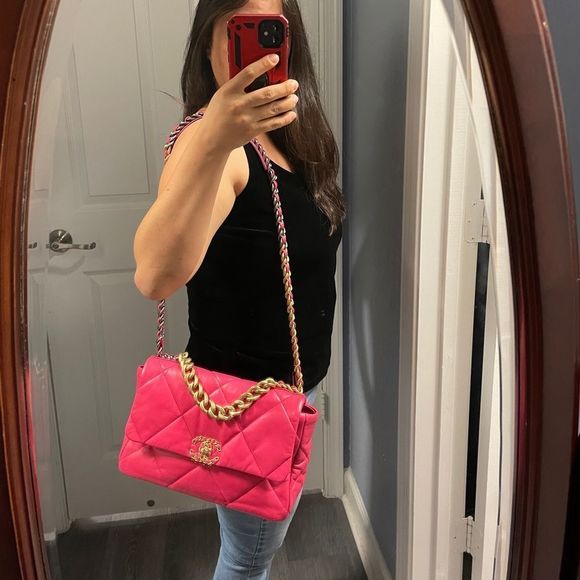 Chanel 19 Flap Large Neon Pink Chain Bag Handbag Shoulder CC Quilted - Picture 17 of 17